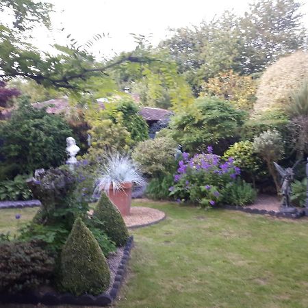 Ever Wanted To Go Off Grid Then This Is For You Sutton Coldfield Extérieur photo